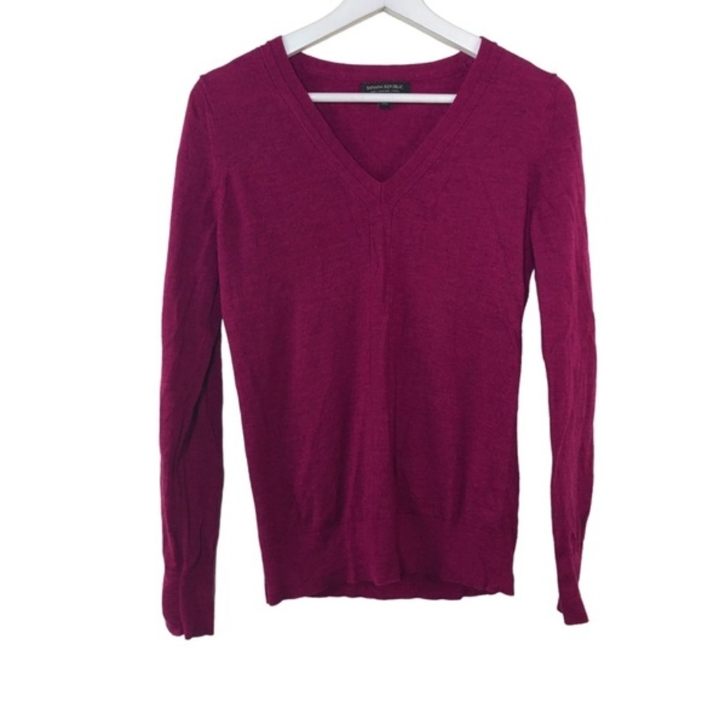 Final Price! Banana Republic Merino Wool V Neck Sweater